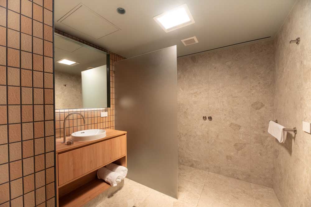 one_bed_suite-10-1000