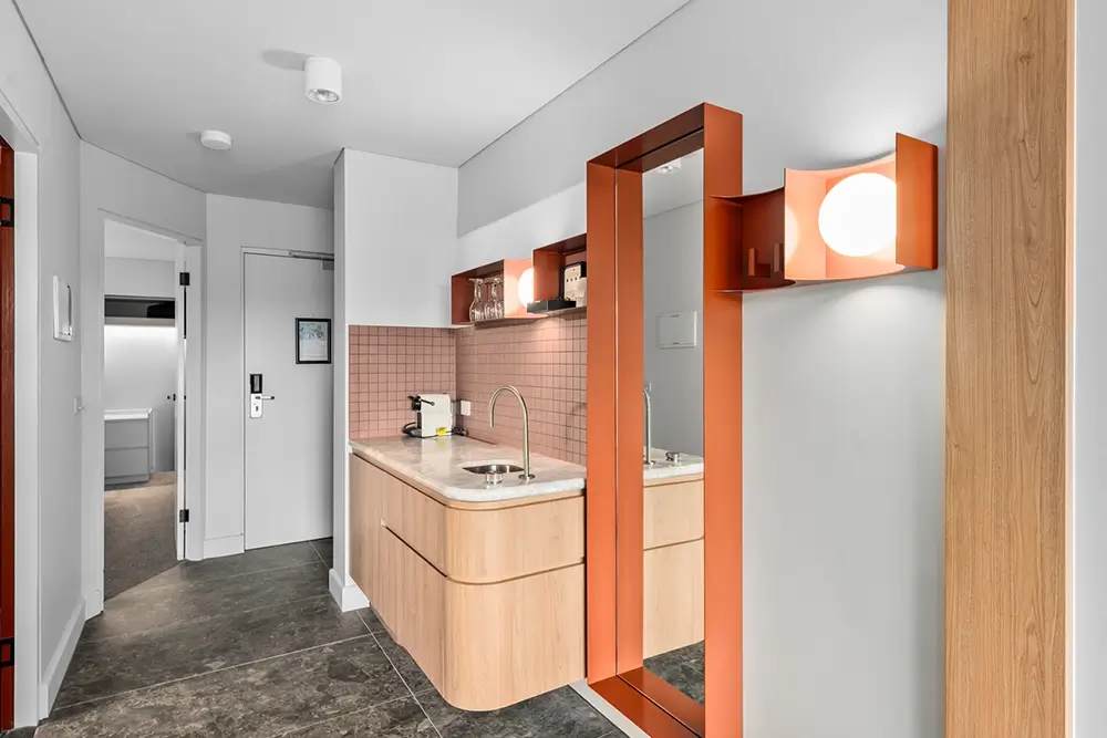Signature Suite Kitchenette