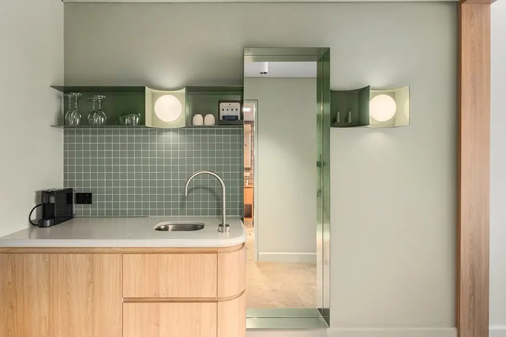 Superior_Suite-6 copy